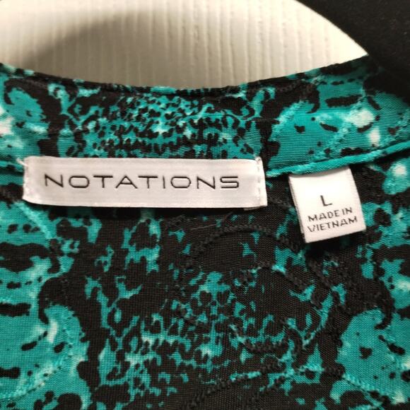 Notations Women's Size Large Green Snakeskin Print Bell Sleeve Popover Top - Picture 6 of 7